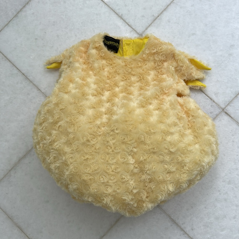 Adorable Duckling Kids Costume - Picture 2 of 9
